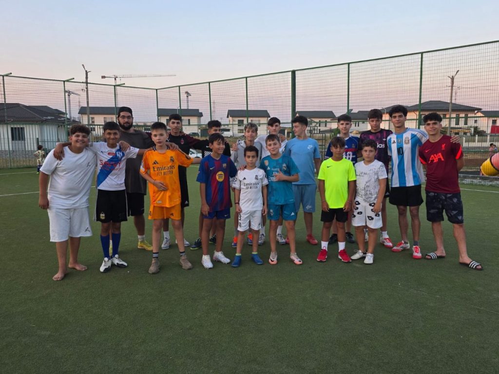 Adam Aboud, fratele care joacă pentru glorie în Dobroești 5 Adam Aboud, fratele care joacă pentru glorie în Dobroești